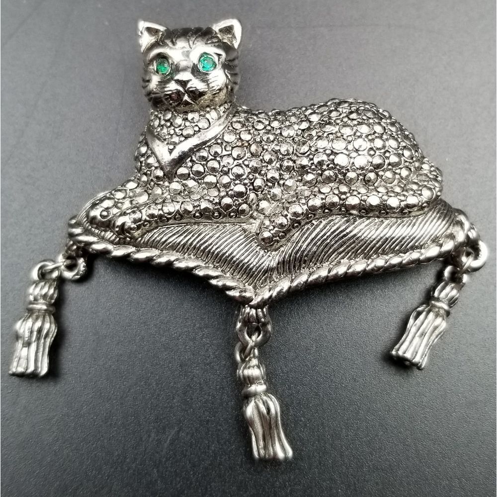 Rare! Silver Cat Emerald Green Stone Eyes Brooch. BR104 - Picture 1 of 5
